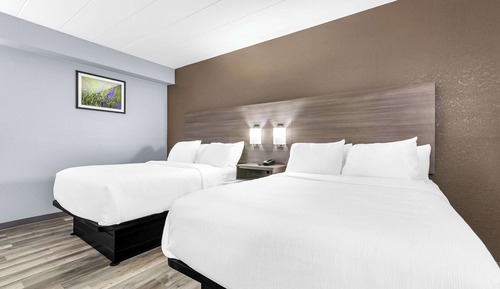 Standard Room, 2 Queen Beds, Non Smoking
