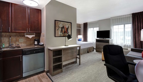 Studio Suite, 1 King Bed, Non Smoking