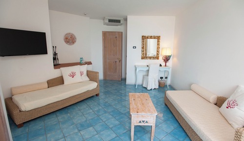 Standard Suite, 1 Bedroom, Non Smoking, Balcony
