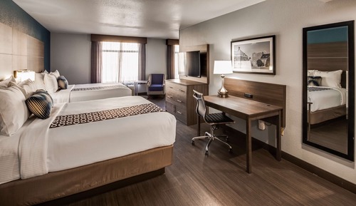 Standard Room, 2 Queen Beds, Non Smoking, Refrigerator & Microwave (with Sofabed)