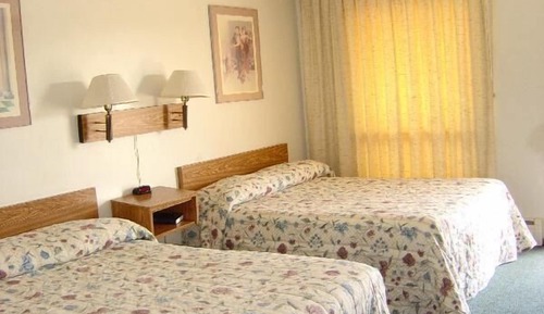 Standard Room, 2 Queen Beds
