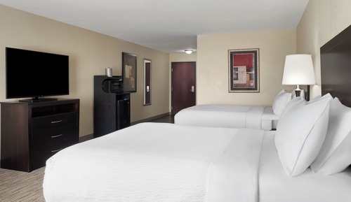 Standard Room, 2 Queen Beds, Microwave
