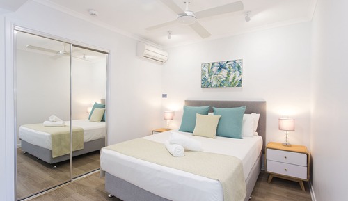 1 Bed Studio Apartment with River View