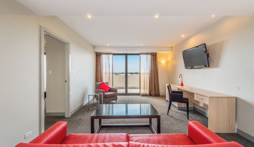 Melrose Suite