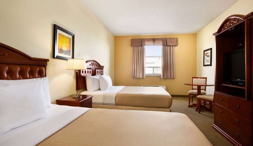Standard Room, 2 Queen Beds, Non Smoking (Efficiency)
