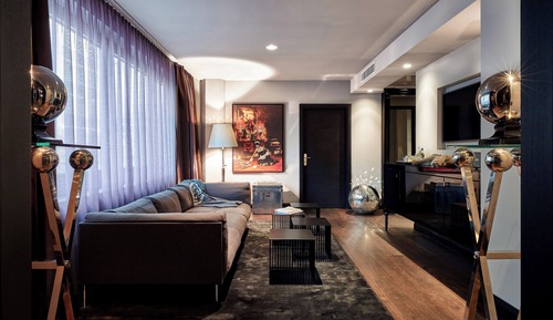 Suite, 1 King Bed, City View