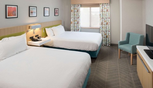 Two queen evolution suite