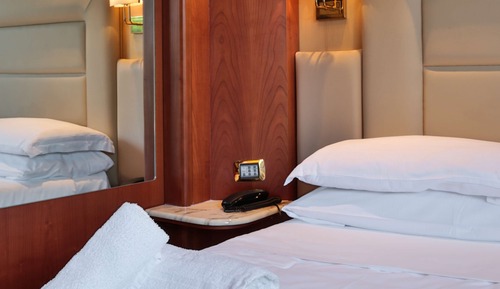 Economy Room, 1 Queen Bed
