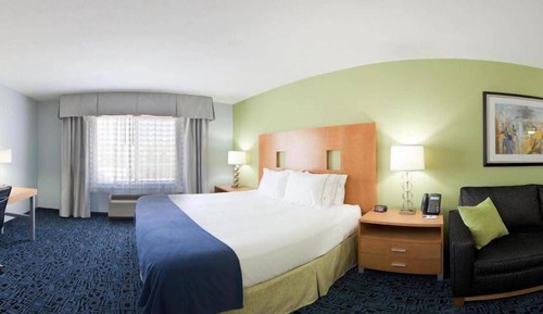 Suite, 1 King Bed, Jetted Tub