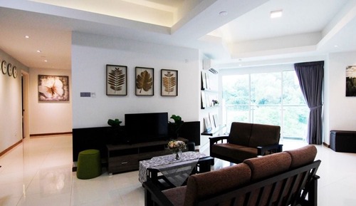 Deluxe Apartment