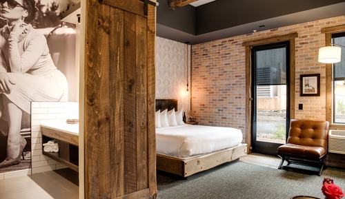 Premium Room, 1 King Bed