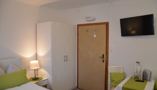 Comfort Double Room, 1 Bedroom, Garden View (Green/Grey Nr 4)