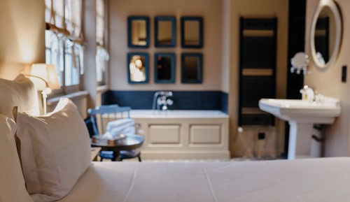 Privilege Room