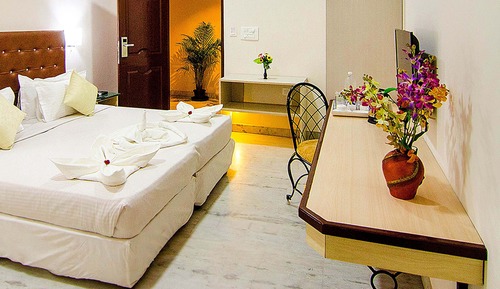 Deluxe Room, 1 King Bed, Non Smoking