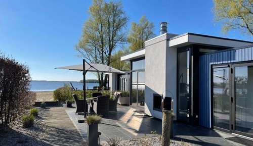 Cube Waterfront Sauna 2