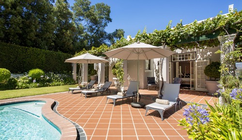 Superior Deluxe Pool 4