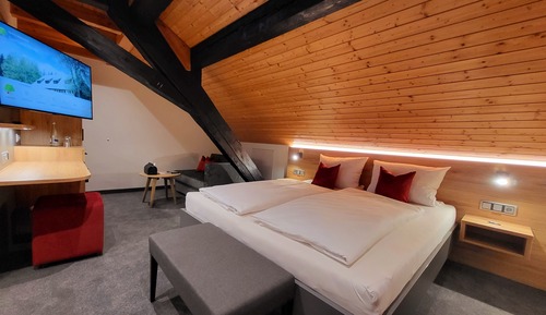 Deluxe Double Room, Private Bathroom