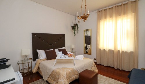 Executive Double or Twin Room, Shared Bathroom (Shakespeare)