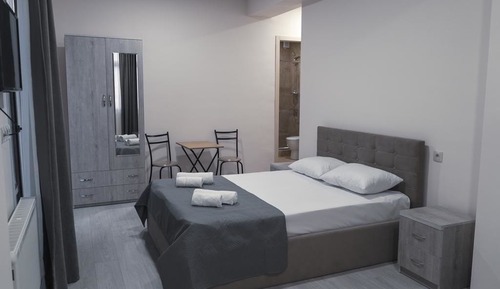 Basic Triple Room