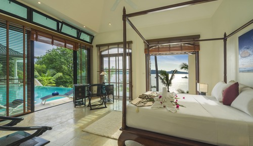 6-Bedroom Villa