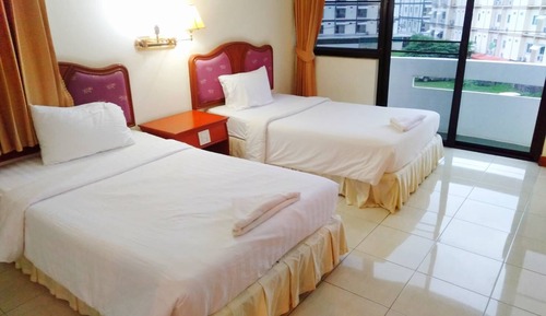 Deluxe Twin Room, 2 Twin Beds, Non Smoking