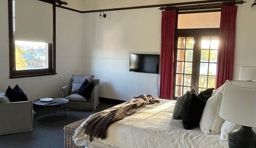 Room 6
