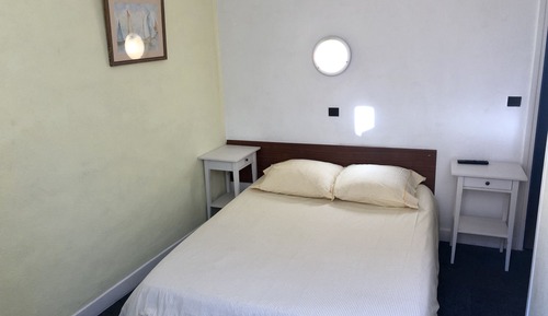 Double Room, Non Smoking