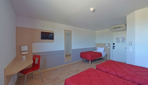 Standard Room, Multiple Beds