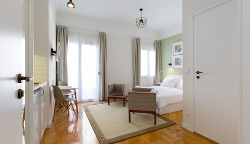 Signature Apartment, City View