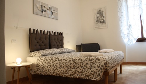 Double or Twin Room, Shared Bathroom