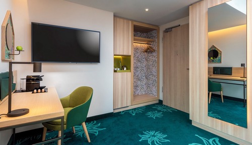 Superior Room, 1 King Bed