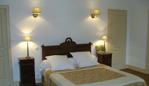 Double Room (Monsieur)