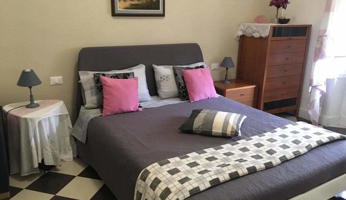 Deluxe Room, 1 King Bed