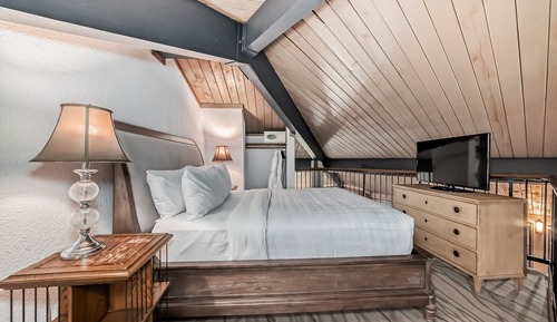Cavell Penthouse Suite