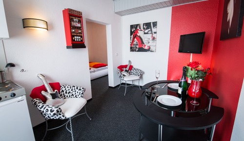 Deluxe Suite