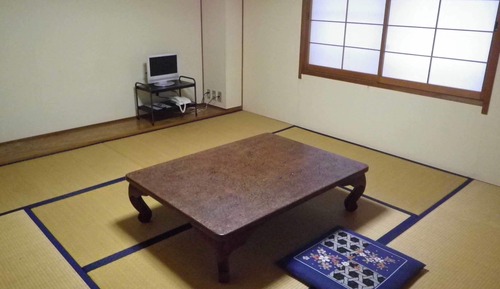 Japanese Style Room, Shared Bathroom