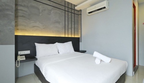 Deluxe Room With Window