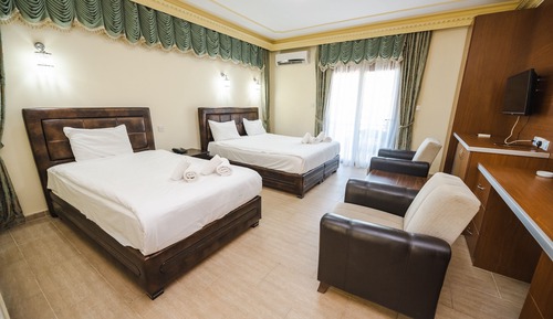 Premium Room