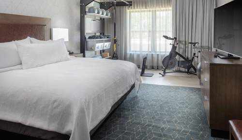 Suite, 1 King Bed (2 Rooms, Hearing, Fitness)