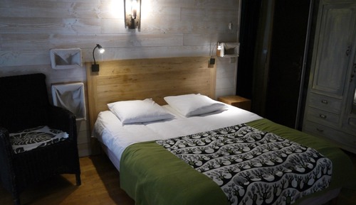 Classic Double Room, 1 Queen Bed, Garden View