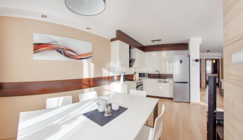 Apartment (Komuny Paryskiej 41/1)