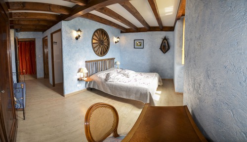 Double Room, 1 Queen Bed