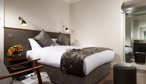 Double Room, 1 Double Bed