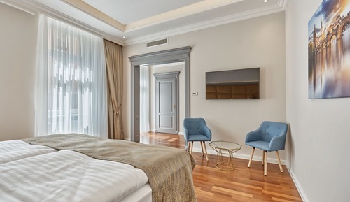 Luxury Double Room, 1 King Bed, City View