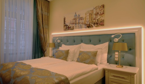 Superior Double Room, 1 Queen Bed, City View