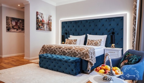 Luxury Double Room, 1 King Bed, River View