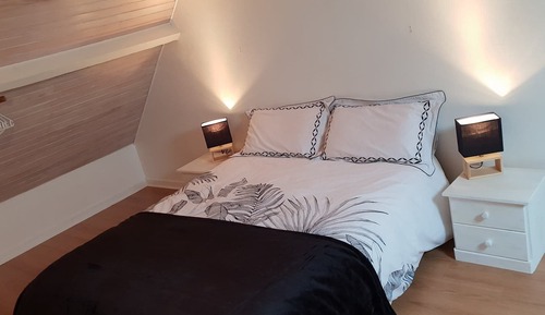 Double Room, Hill View