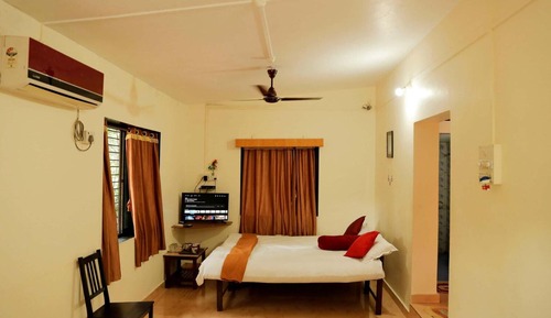 Family Room, Multiple Beds