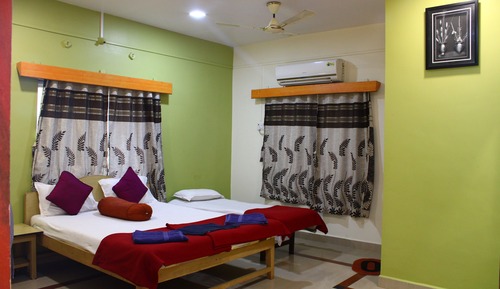 Deluxe Room, 1 Large Twin Bed