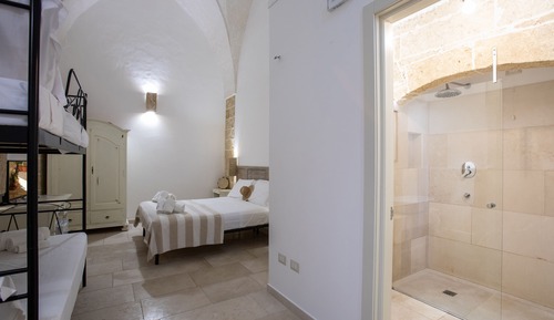 Classic Quadruple Room